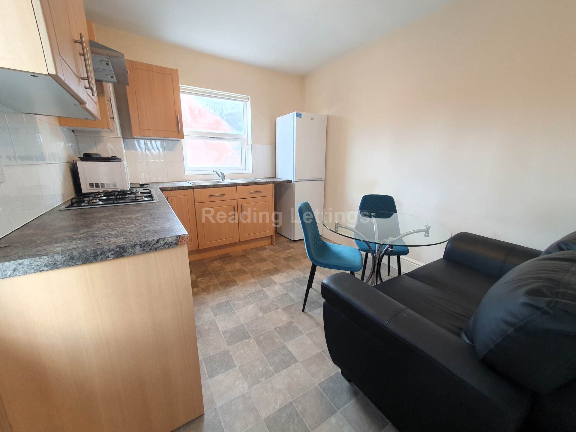 Addington Road - ALL BILLS INCLUDED, Image 3