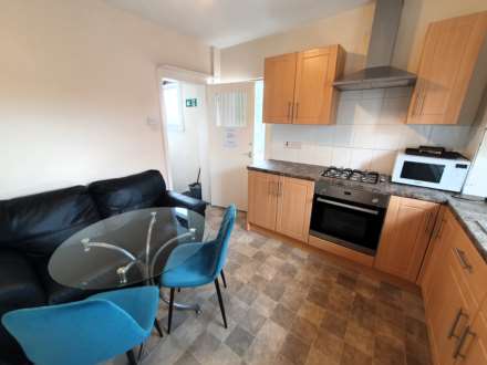Addington Road - ALL BILLS INCLUDED, Image 2