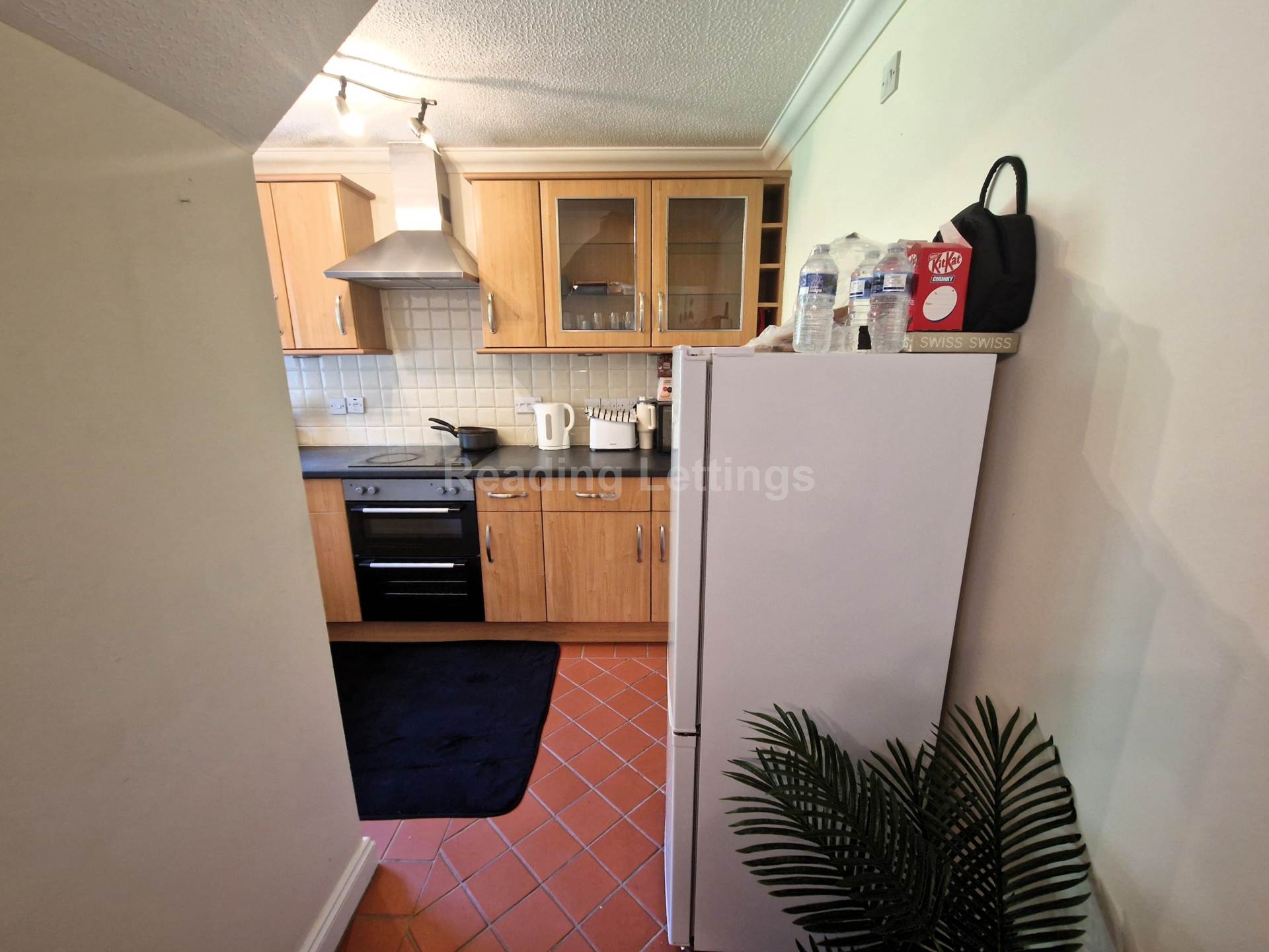 Lysander Close, Woodley, Image 4
