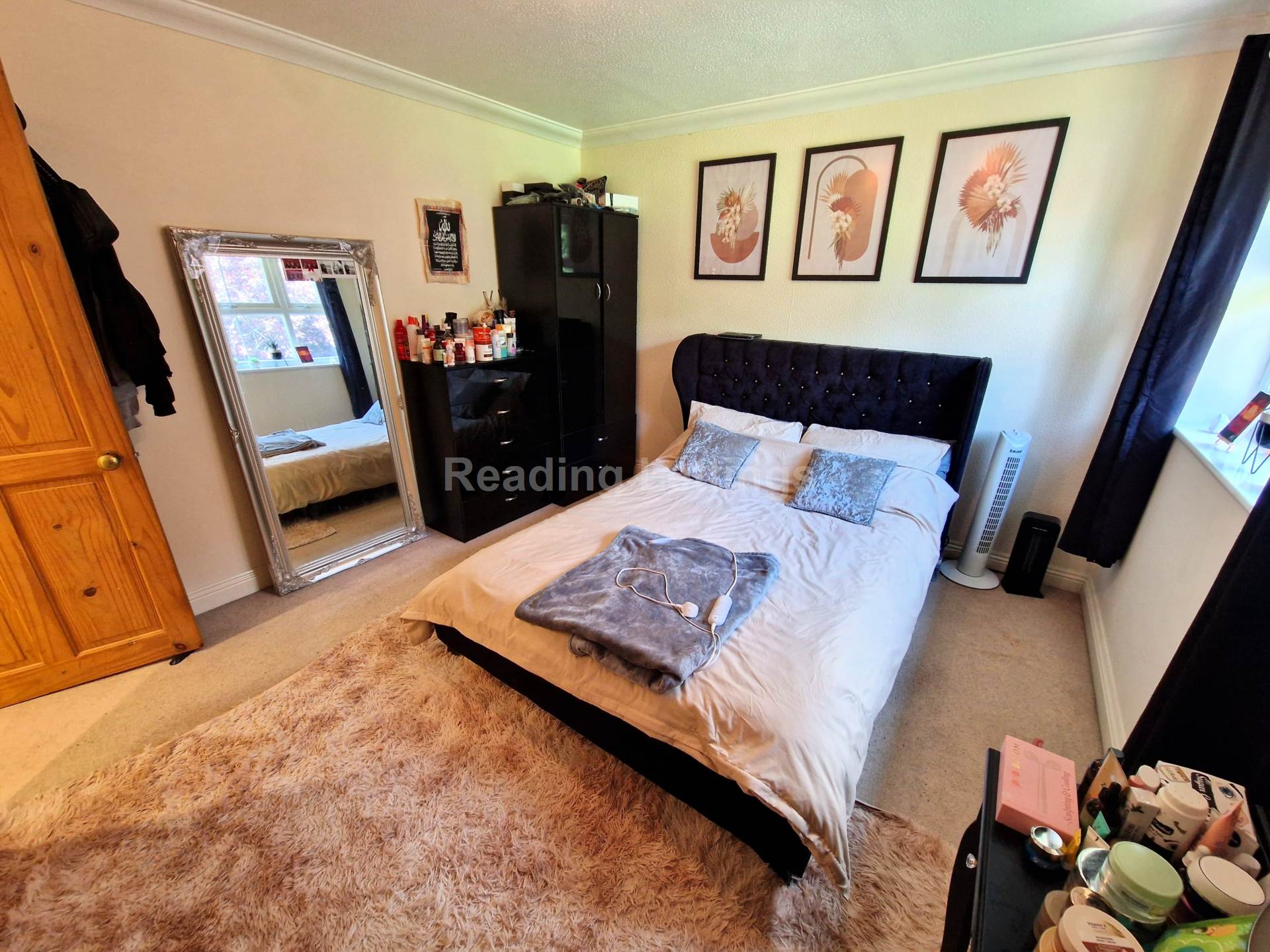 Lysander Close, Woodley, Image 7