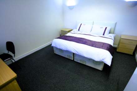 Crossland Road, Berkshire - Bills Included, Image 5