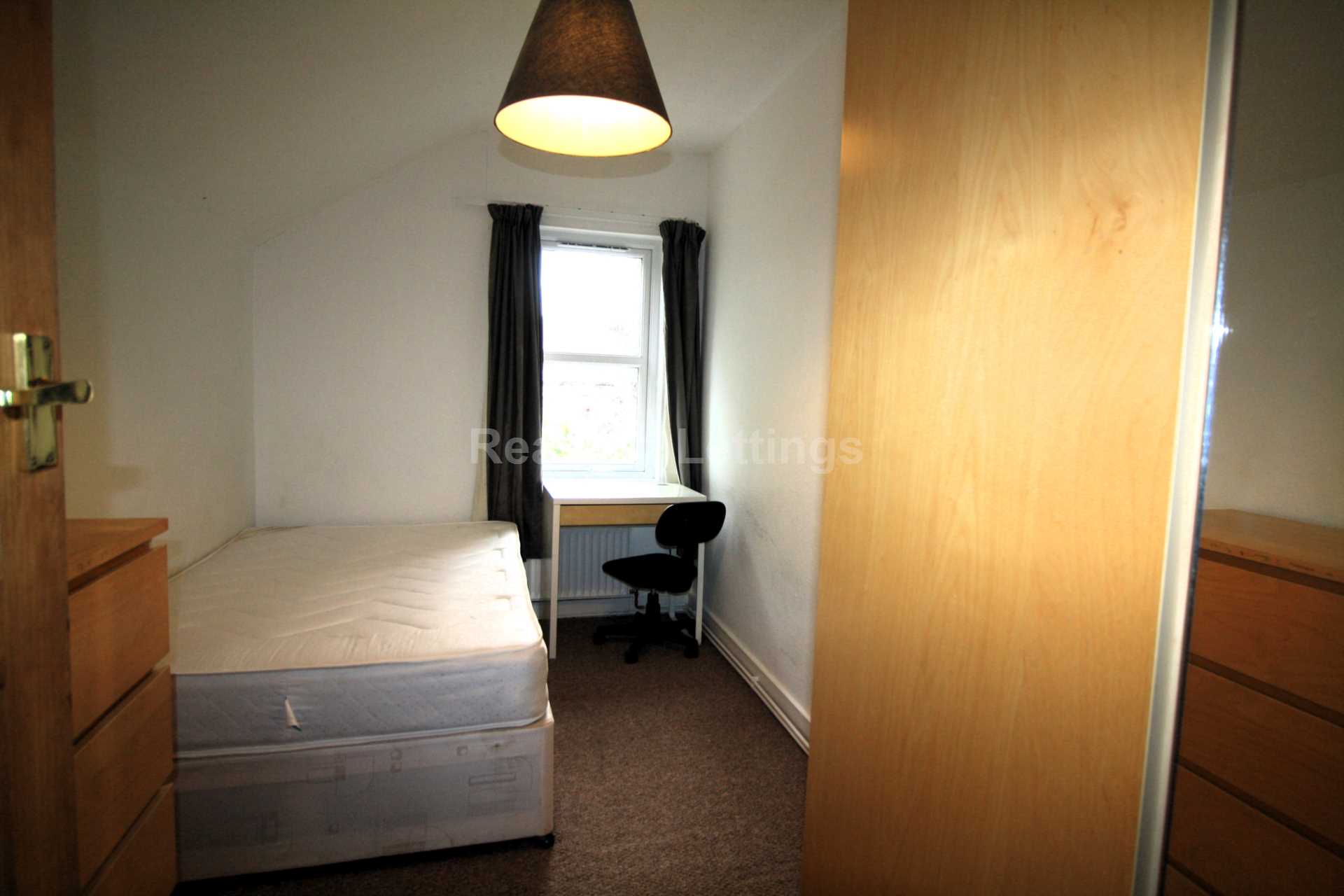 Brighton Road, Reading, Image 8