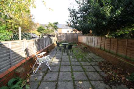 Blenheim Gardens, Reading, Image 10