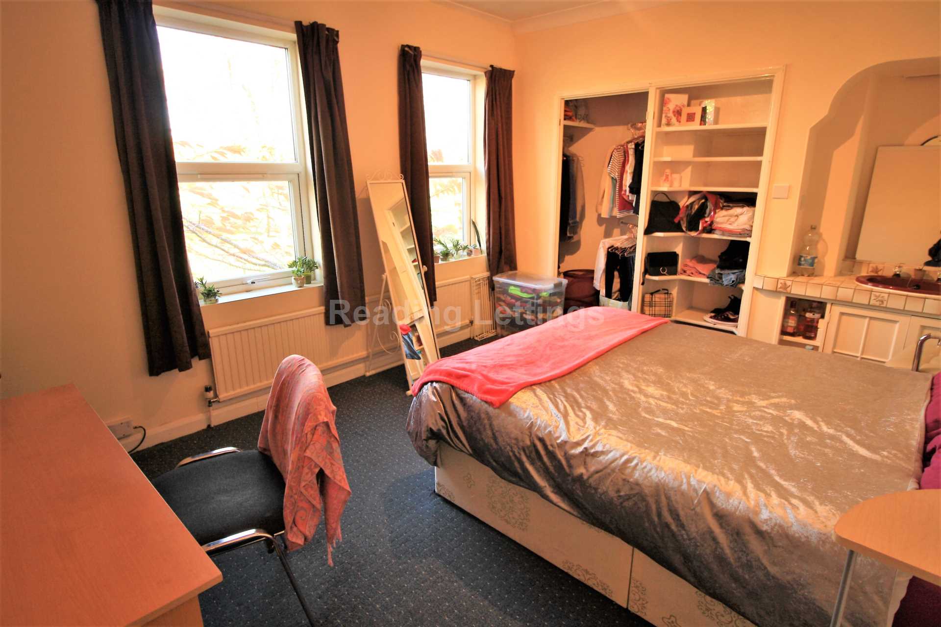 Palmer Park Avenue, Reading, Image 5