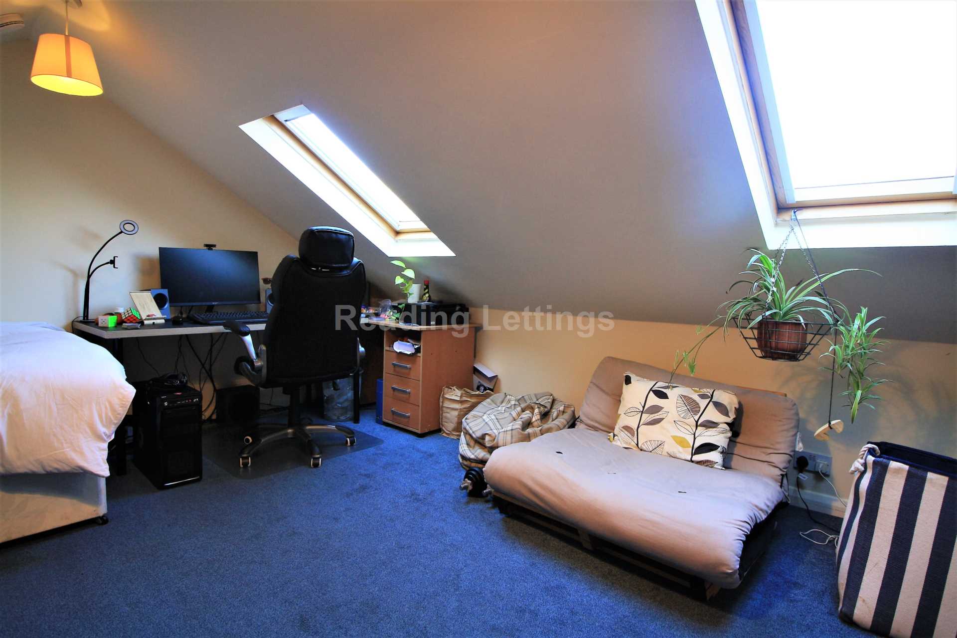 Palmer Park Avenue, Reading, Image 9