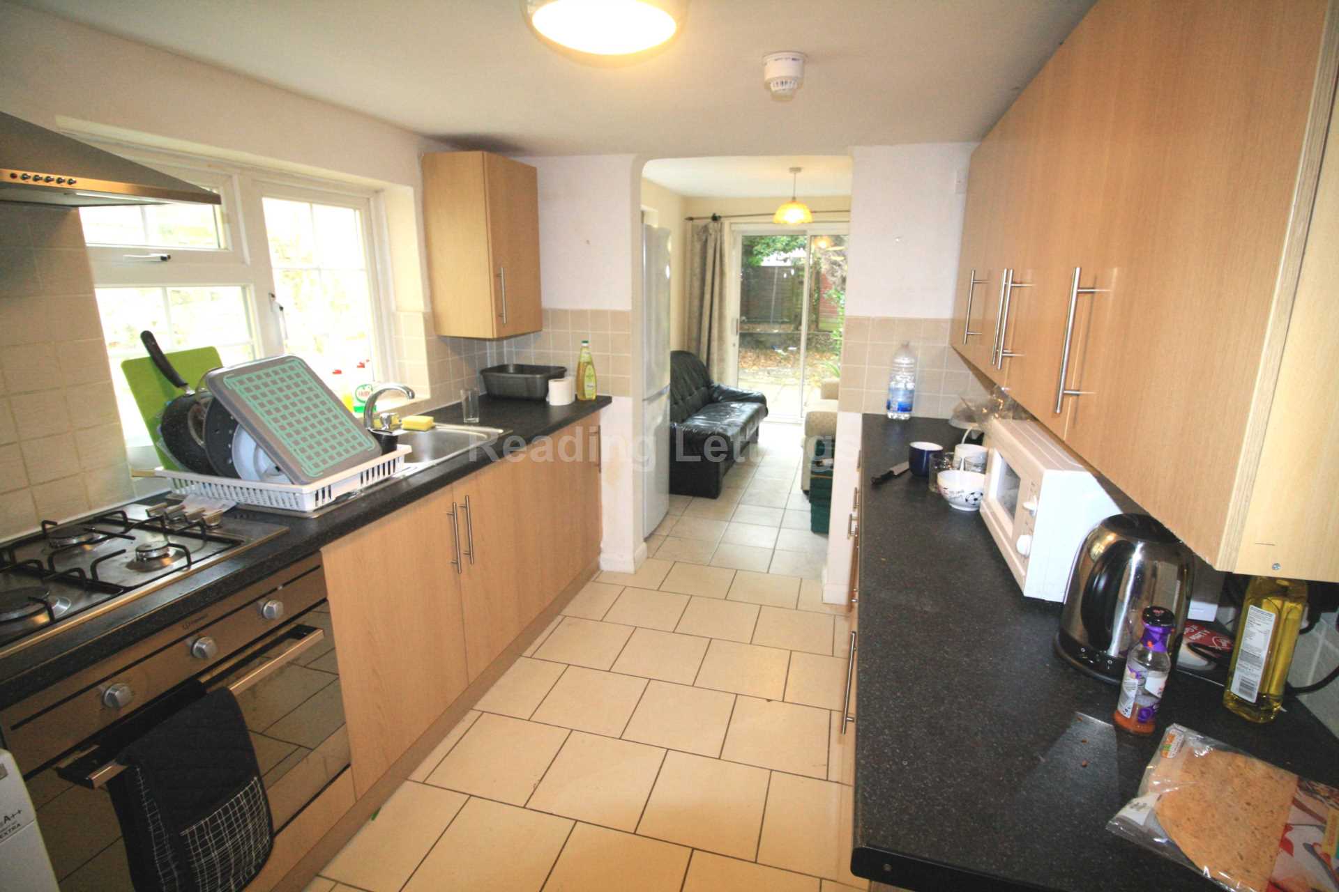 De Beauvoir Road, Reading, Image 1