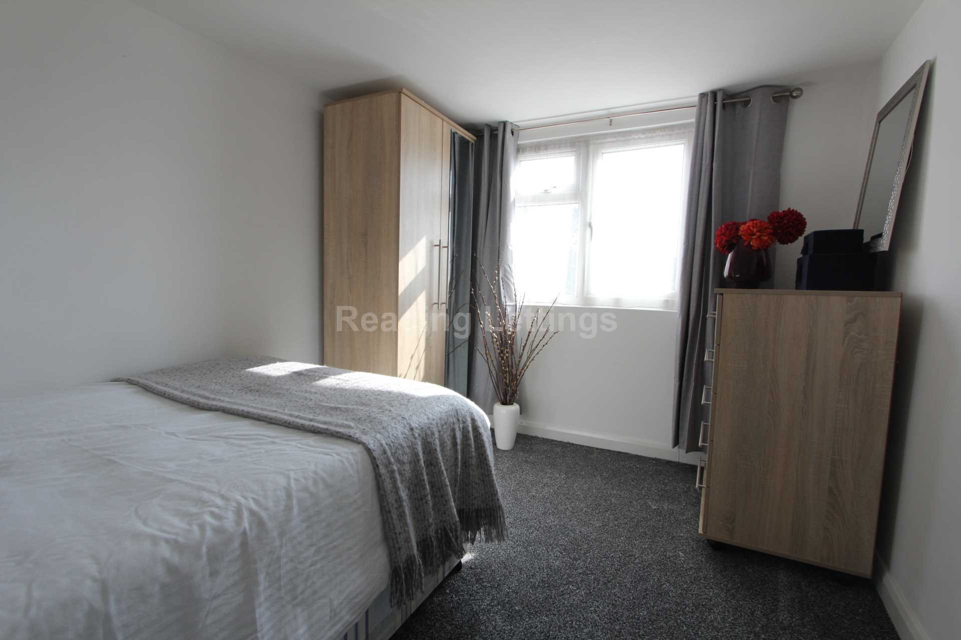St Edwards Road, Reading, Image 3