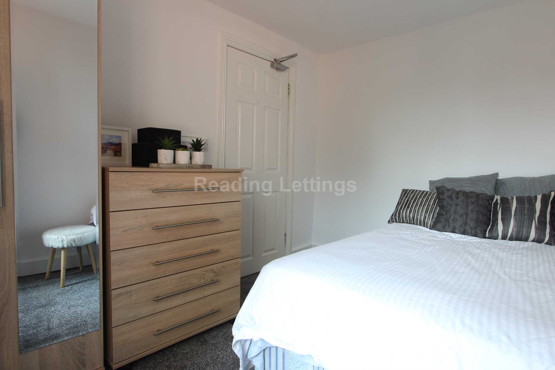 St Edwards Road, Reading, Image 5
