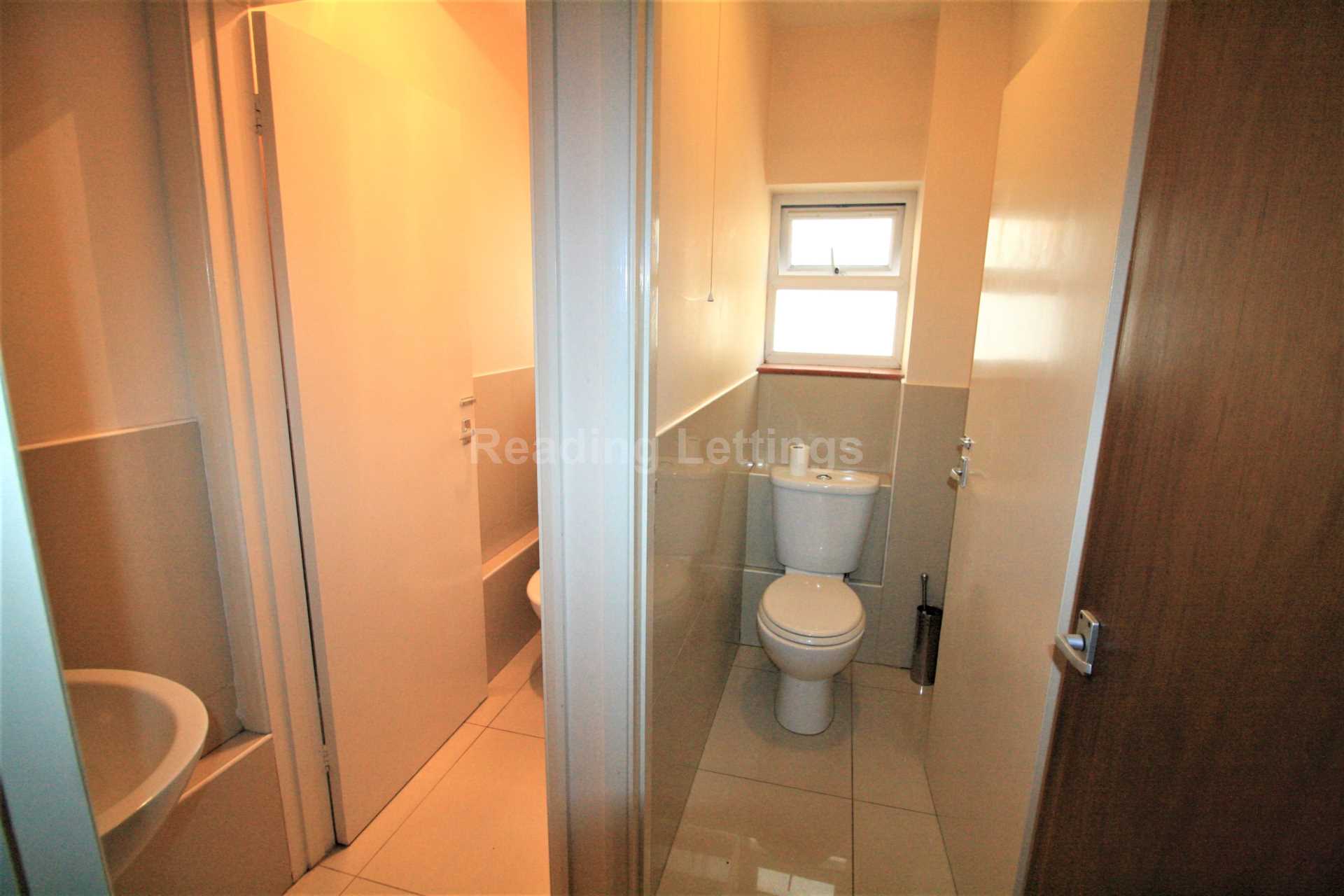 Wokingham Road, Reading - MOST BILLS INCLUDED, Image 9