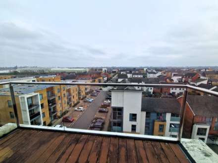 Cygnet House, Drake Way, Image 8