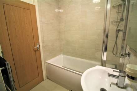 Erleigh Road, Reading - ALL BILLS INCLUDED, Image 10