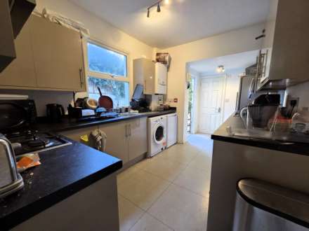 Sidmouth Street, Reading - IDEAL FOR LONDON ROAD CAMPUS, Image 3