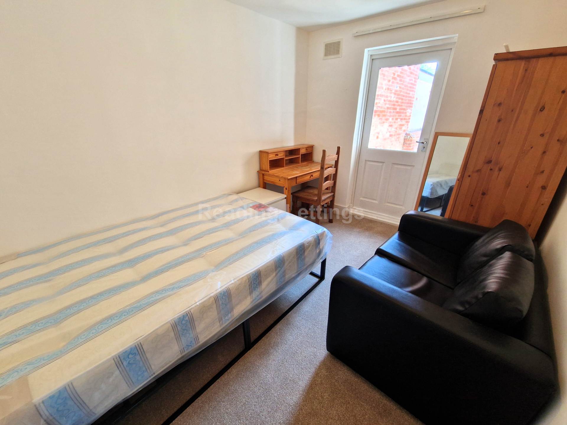 Carnarvon Road, Reading, Image 3