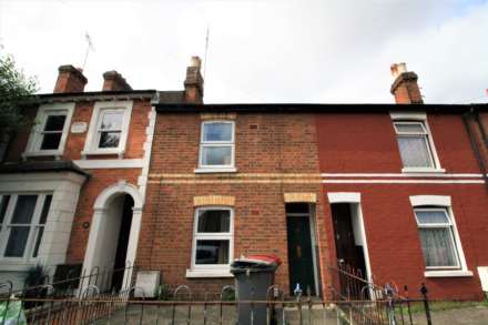 Carnarvon Road, Reading