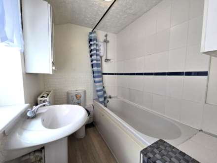 Waterloo Road, Reading, Image 7