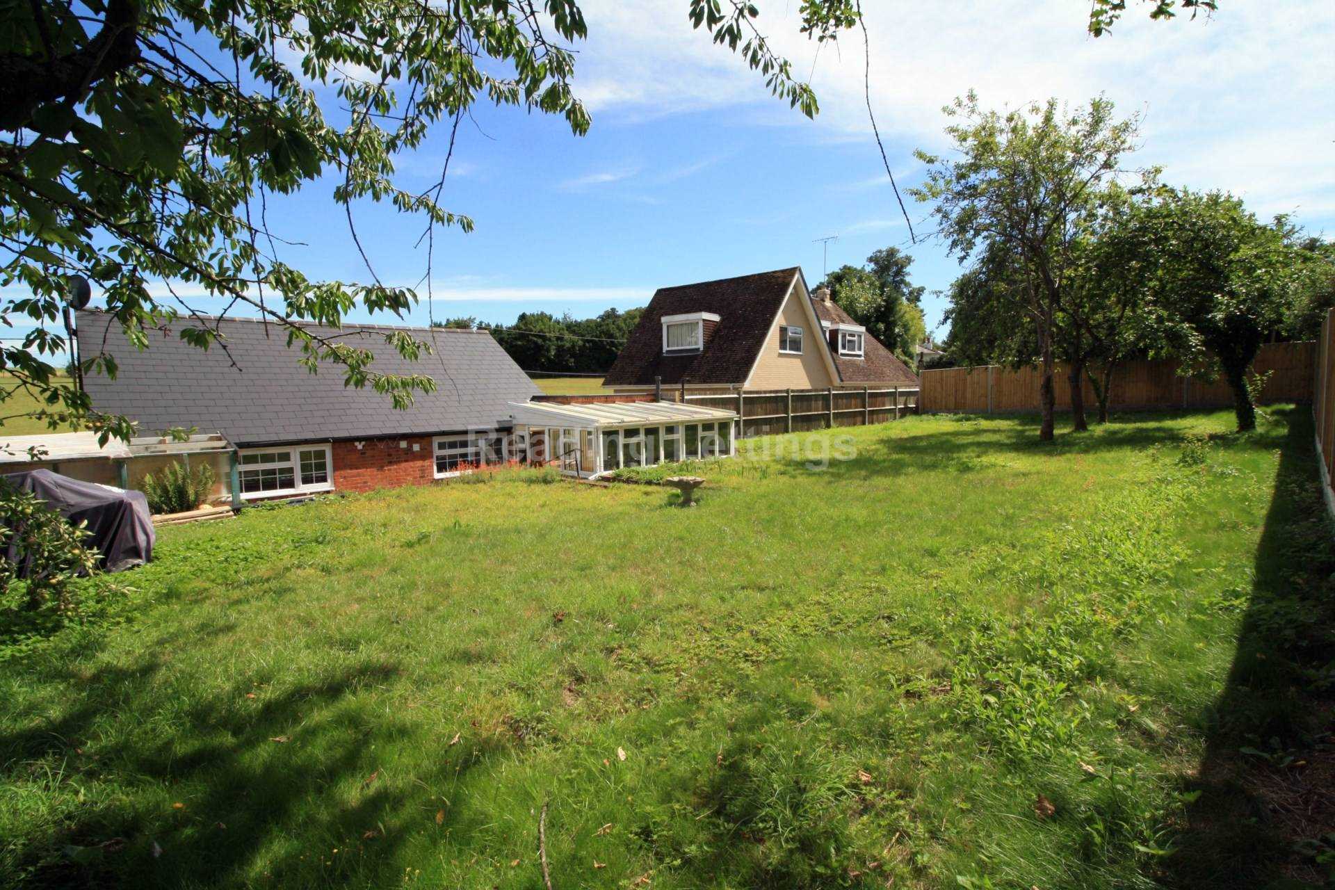 Aston Lane, Remenham - BILLS INCLUDED £2000.00, Image 13