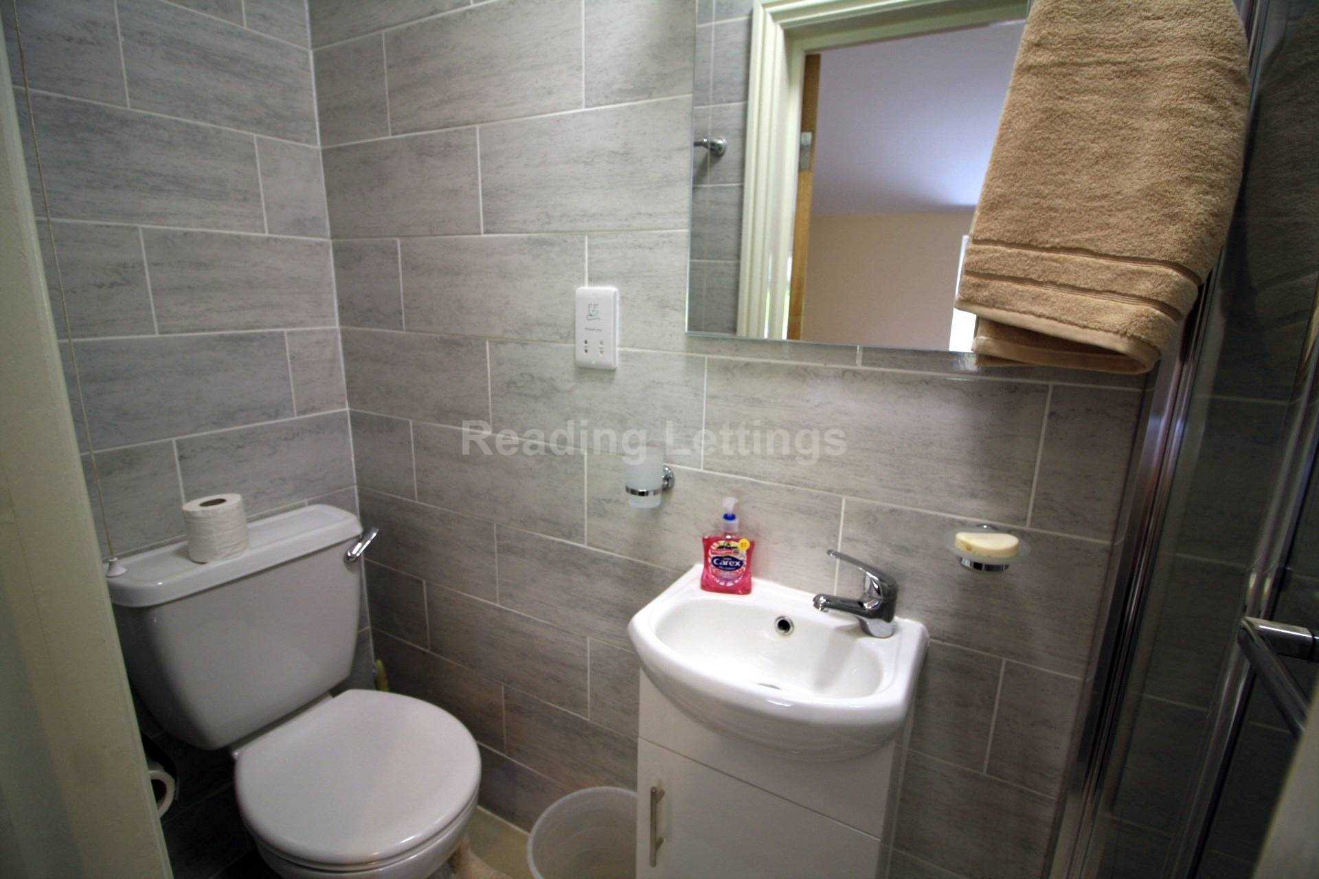 Aston Lane, Remenham - BILLS INCLUDED £2000.00, Image 8
