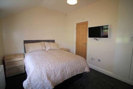 Aston Lane, Remenham - BILLS INCLUDED £2000.00, Image 7