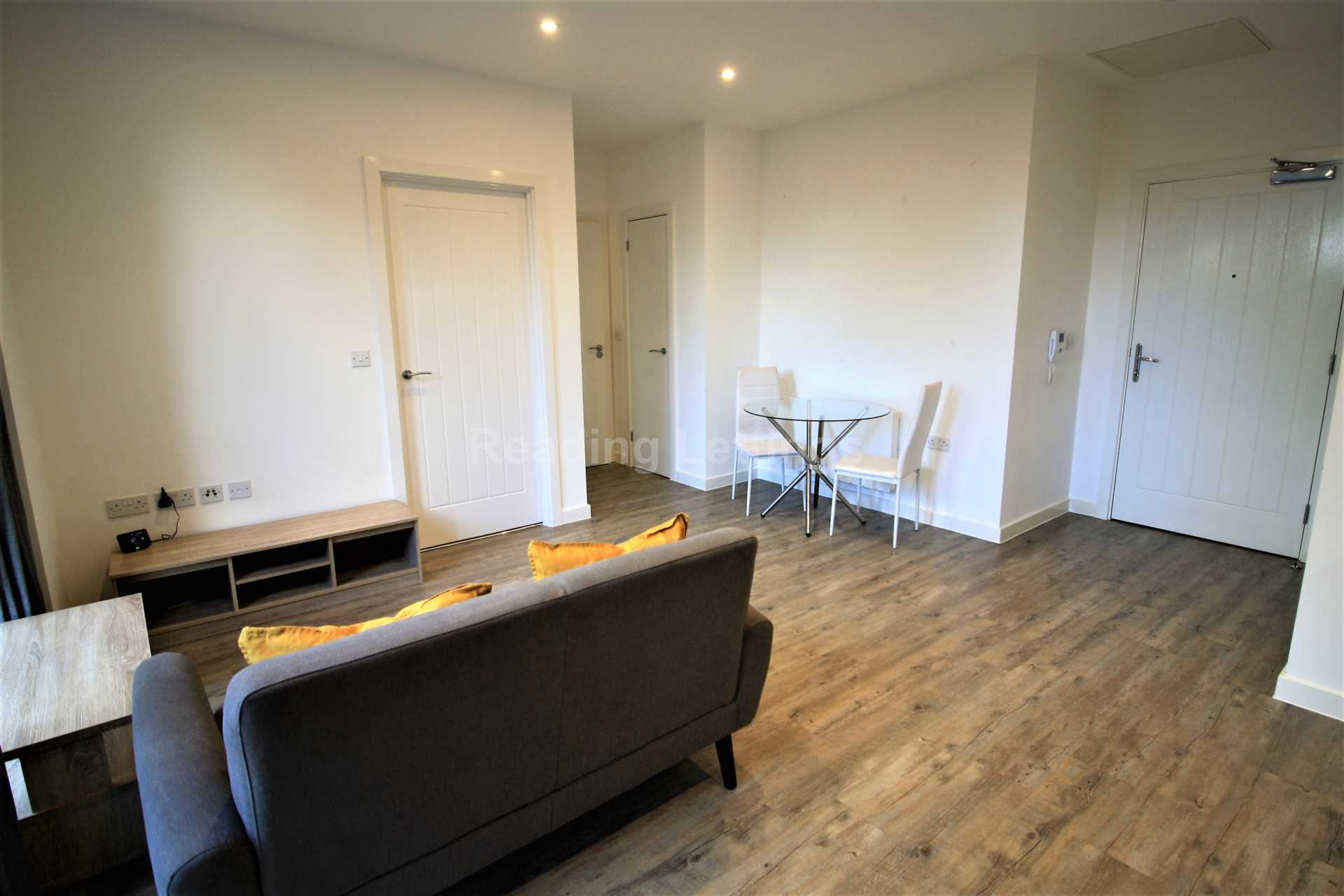 300 Kings Road, Reading, Image 4