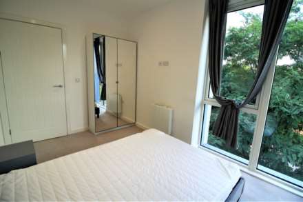 300 Kings Road, Reading, Image 6