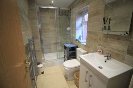 Erleigh Road, Reading, Image 10