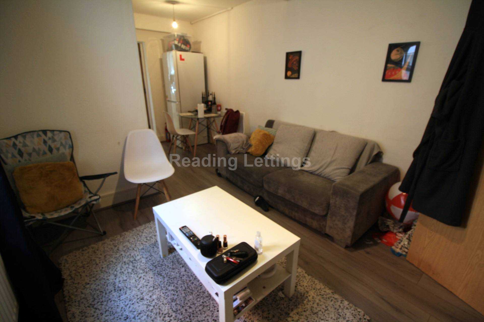 Palmer Park Avenue, Reading, Image 4