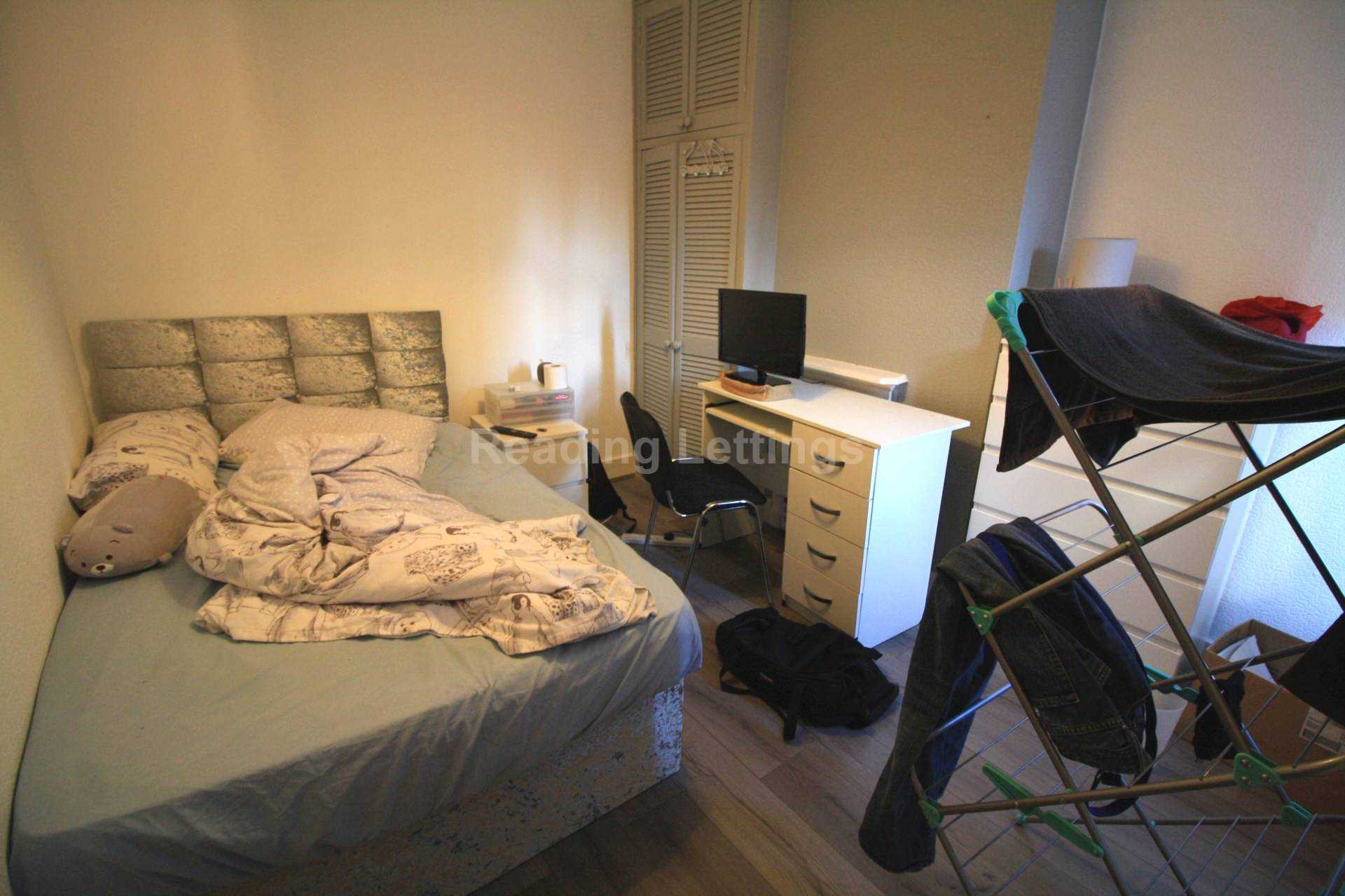 Palmer Park Avenue, Reading, Image 9