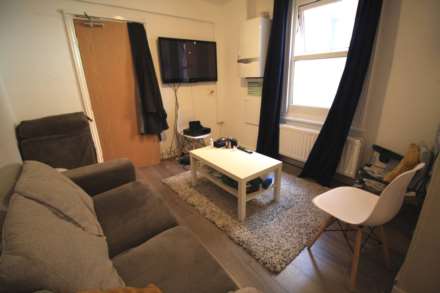 Palmer Park Avenue, Reading, Image 3