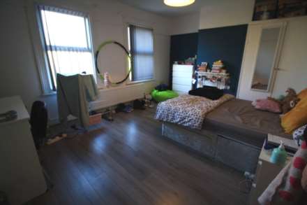 Palmer Park Avenue, Reading, Image 8