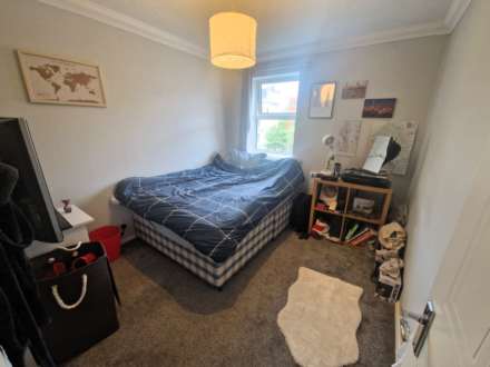 Kings Road, Reading, Image 6