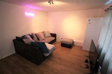 Property For Rent Addington Road, Reading