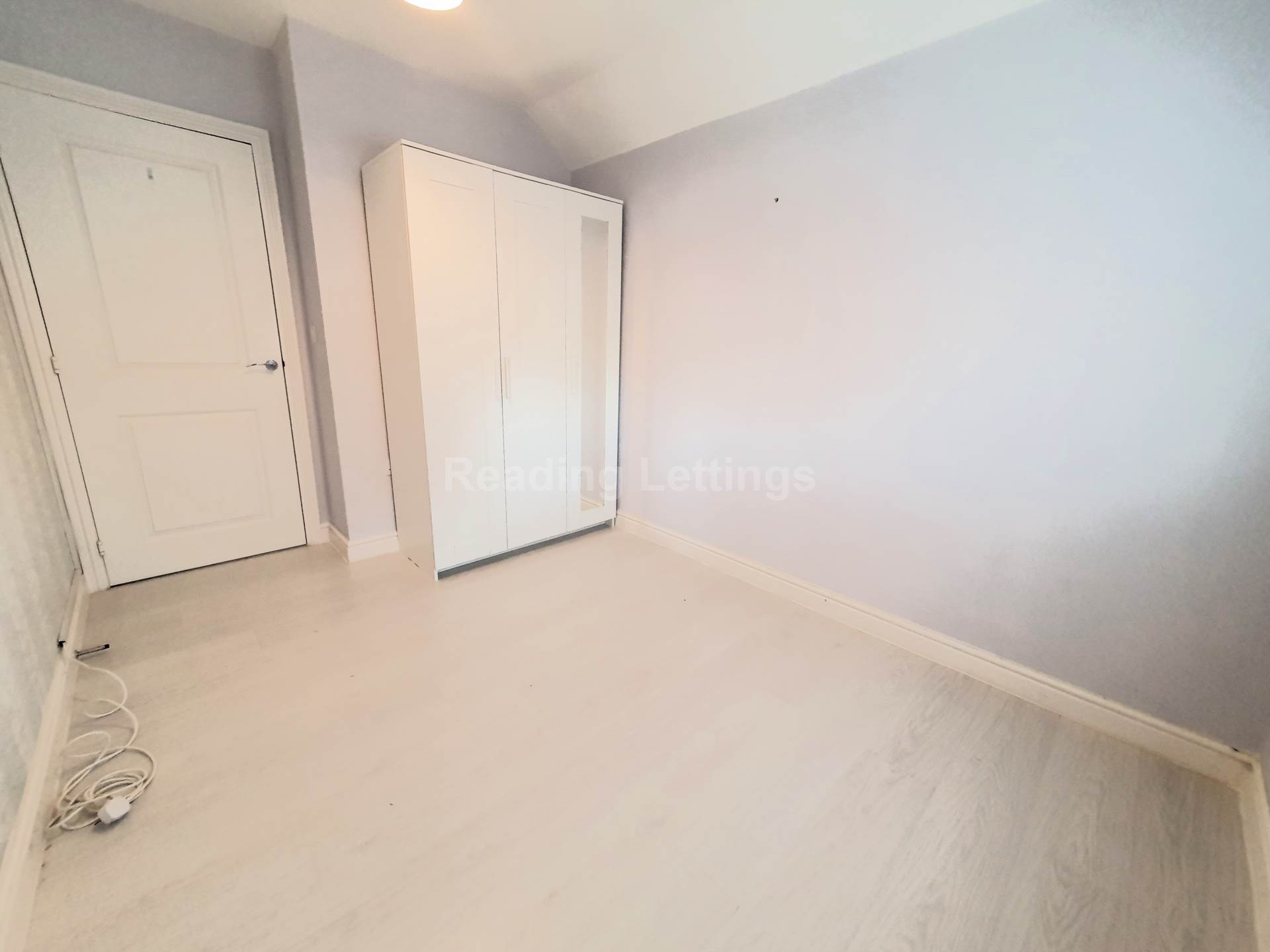 Martinet Road, Woodley, Image 13