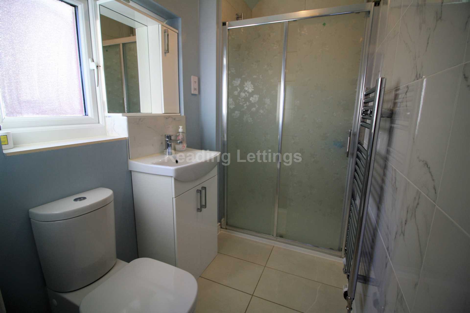 Martinet Road, Woodley, Image 5