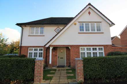 Martinet Road, Woodley