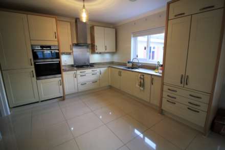 Martinet Road, Woodley, Image 2