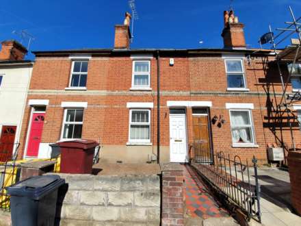 3 Bedroom Terrace, Blenheim Gardens, Reading