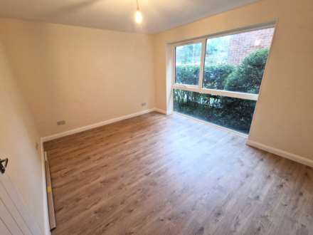 Josephine Court, Reading, Image 2