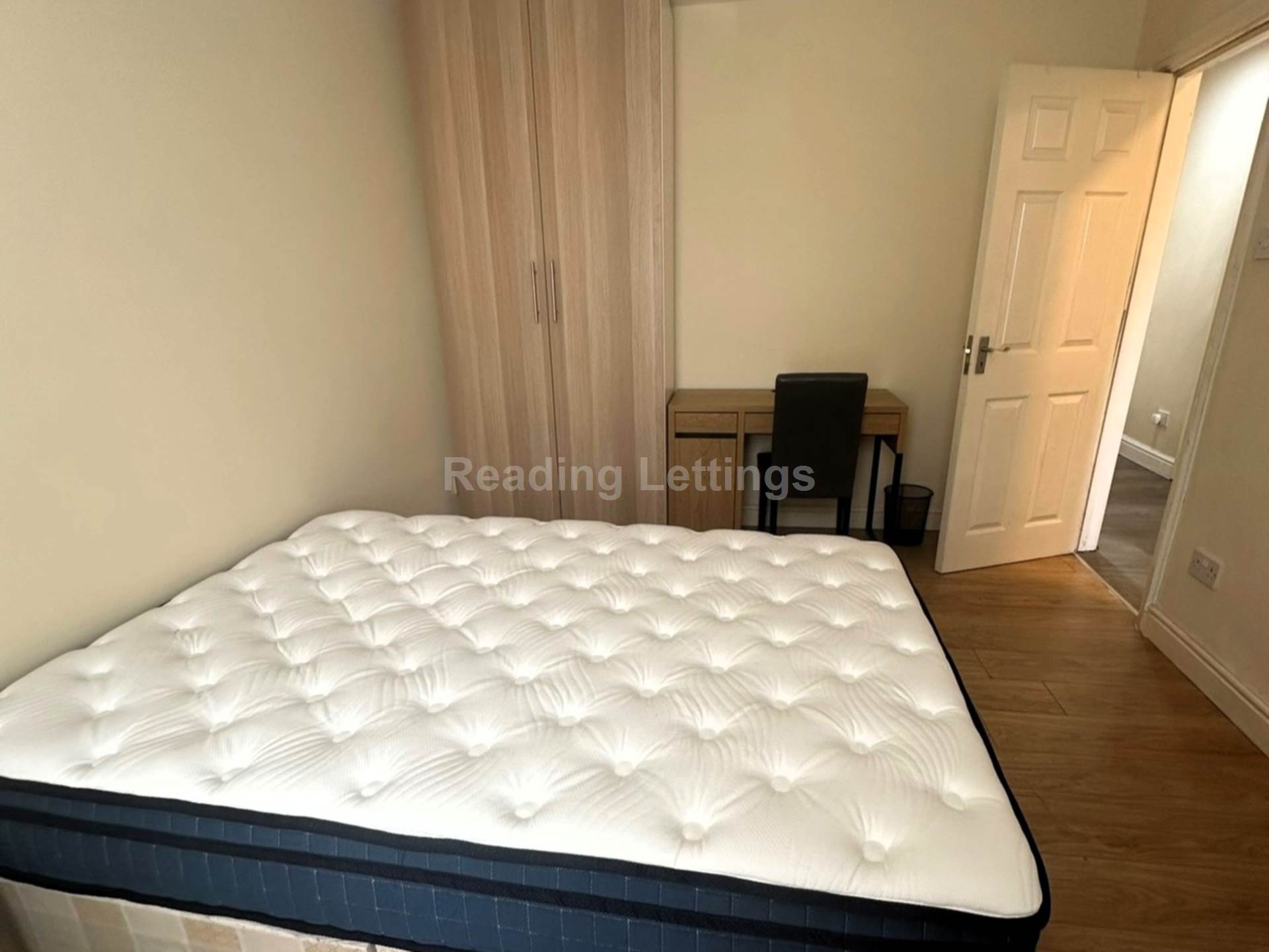 Crescent Road, Reading, Image 6