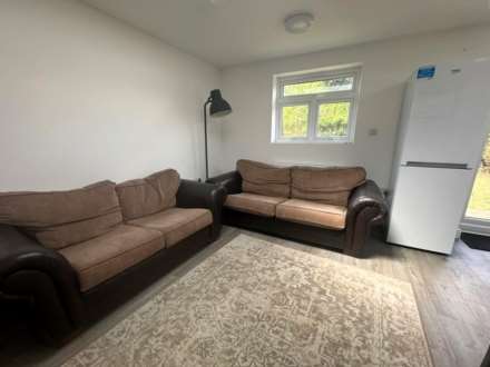 Crescent Road, Reading, Image 4