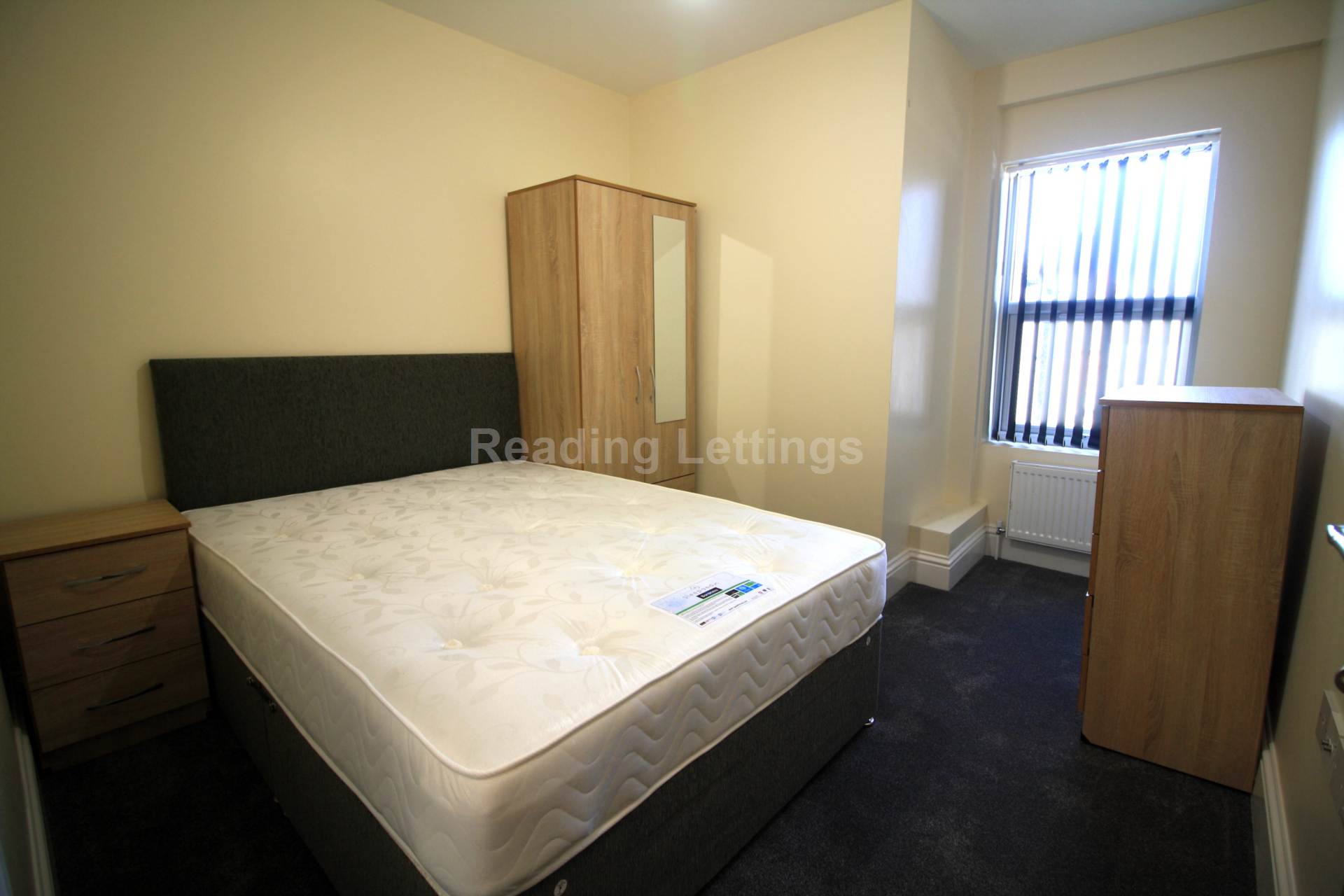 Oxford Road, Reading, Image 1