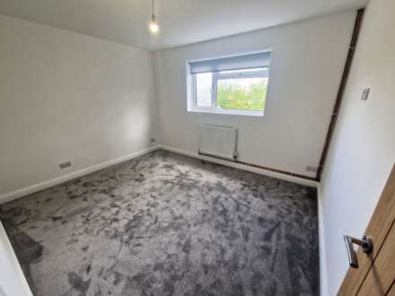 Hillside Road, Reading, Image 6