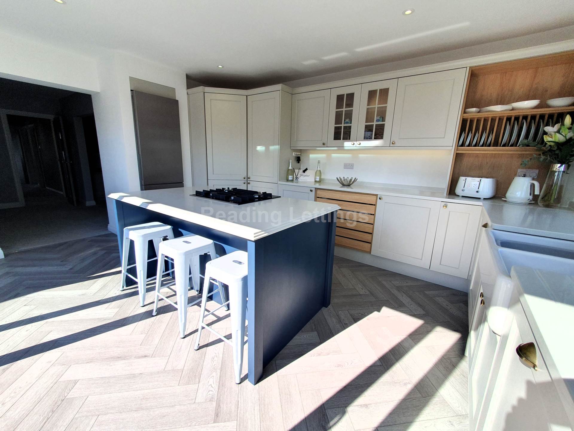 Meadow Road, Earley, Image 3
