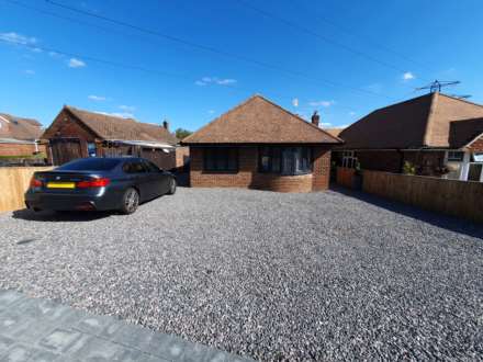 Meadow Road, Earley