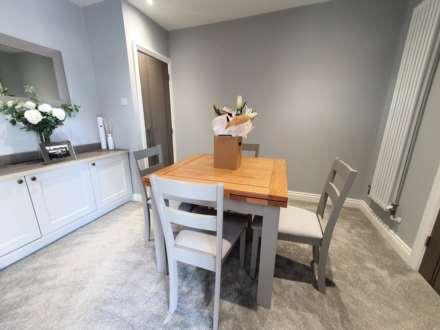 Meadow Road, Earley, Image 5