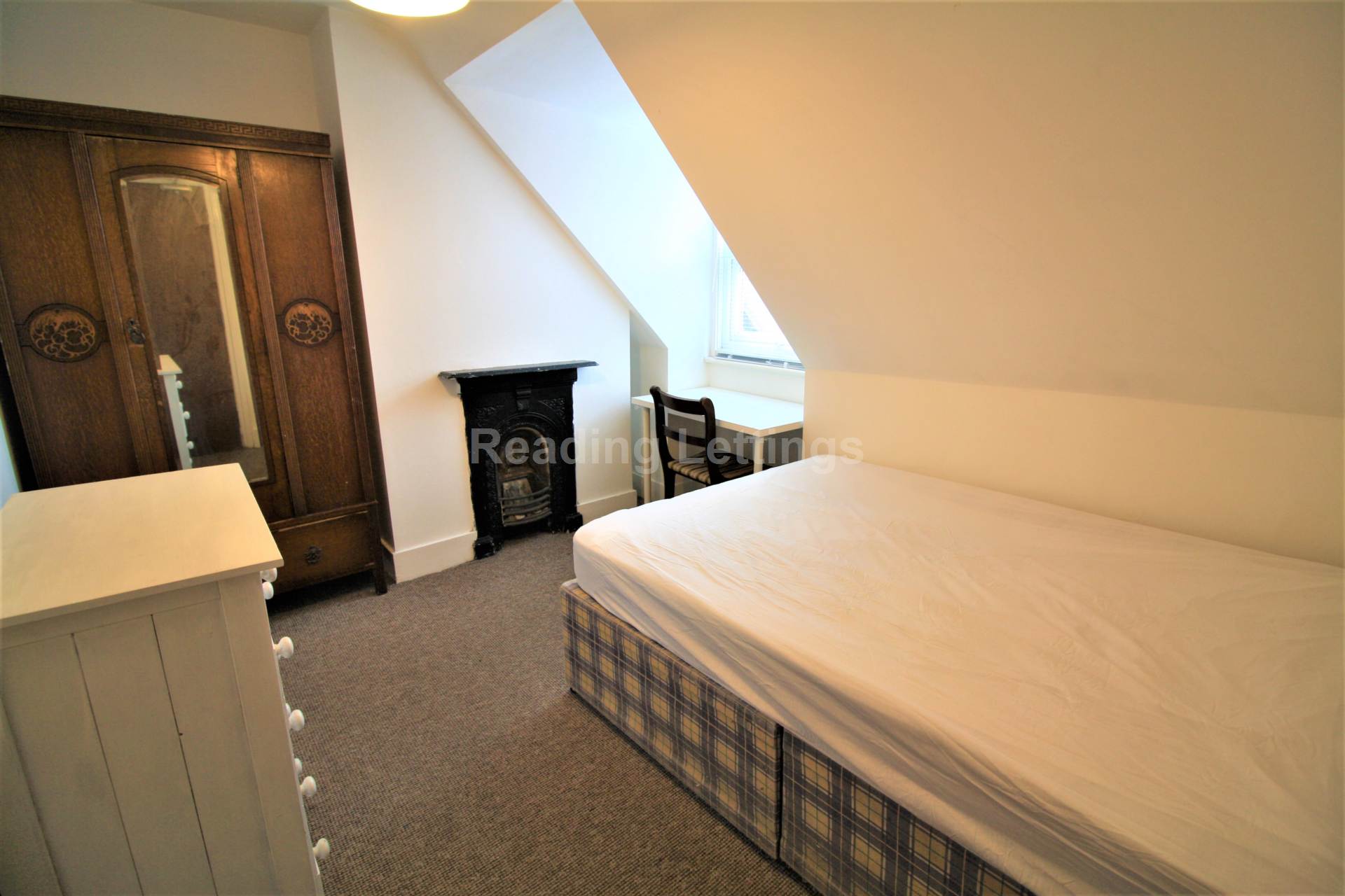 London Road, Reading, Image 10