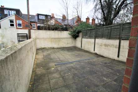 London Road, Reading, Image 14