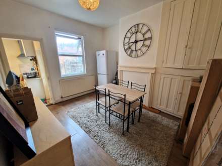 Caversham, Berkshire, Image 3