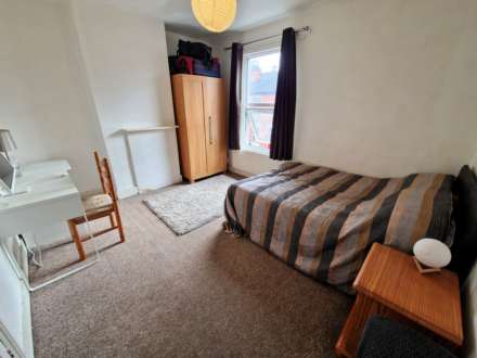 Caversham, Berkshire, Image 7