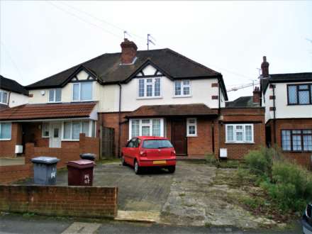 4 Bedroom Semi-Detached, St. Peters Road, Reading