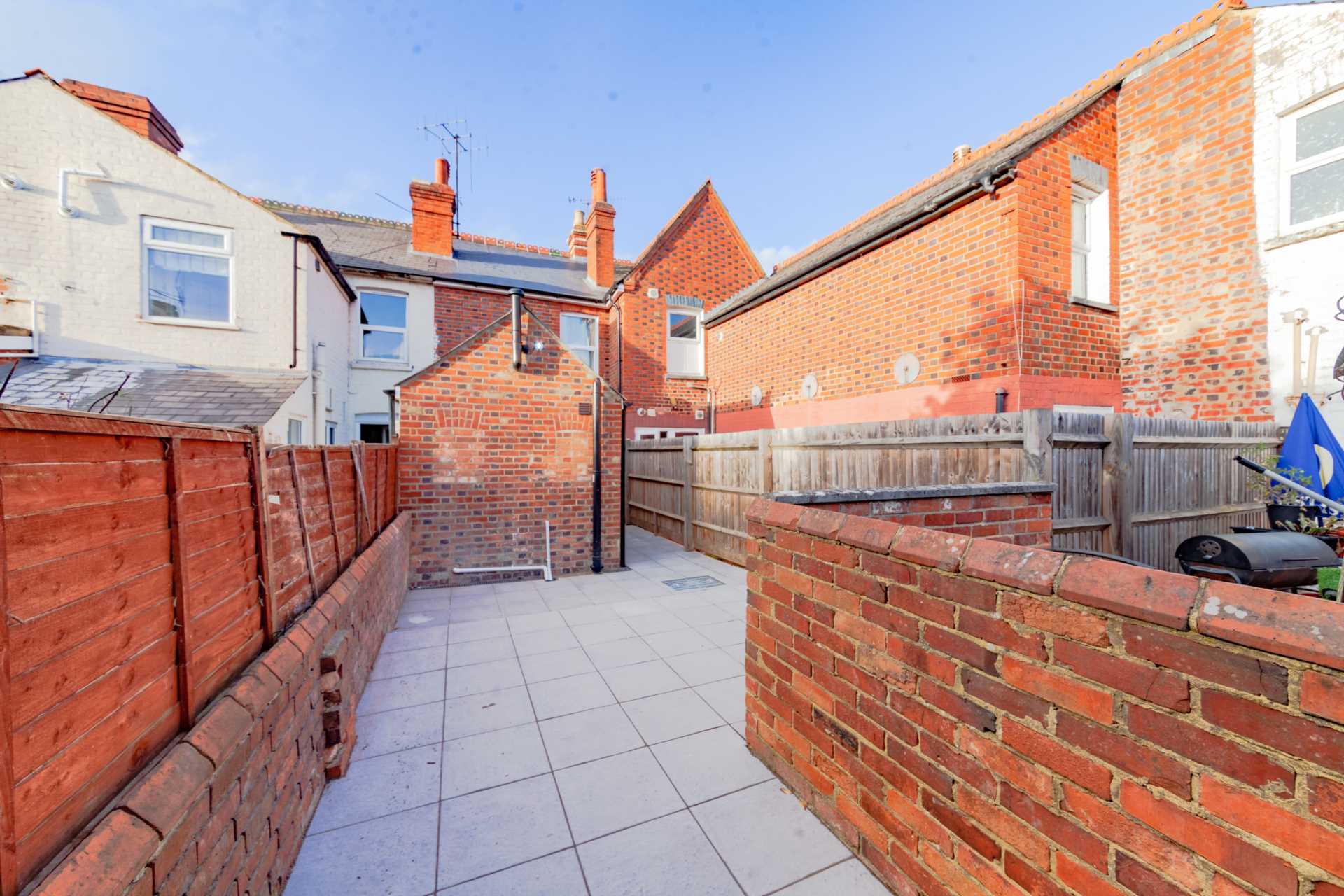 2 Bedroom House- Coventry Road, Reading, Image 16